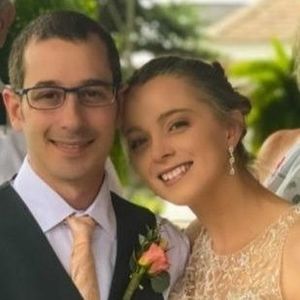 Meet your Posher, Devin